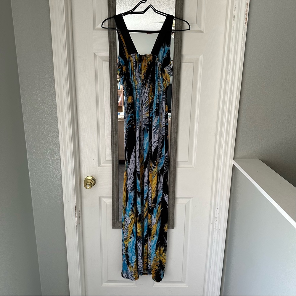 2 for $13 Maxi dress smocked waist medium - Picture 5 of 5